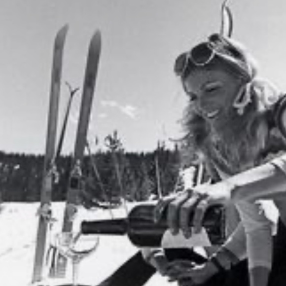 Hello, my friends call me Bella - Picture 10 of 10